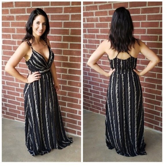 Penna&Pine Dresses & Skirts - Black V-Neck Floral Maxi Boho Dress